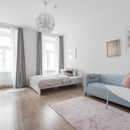 Nice Apartment In Lovely Area Wien Exteriör bild