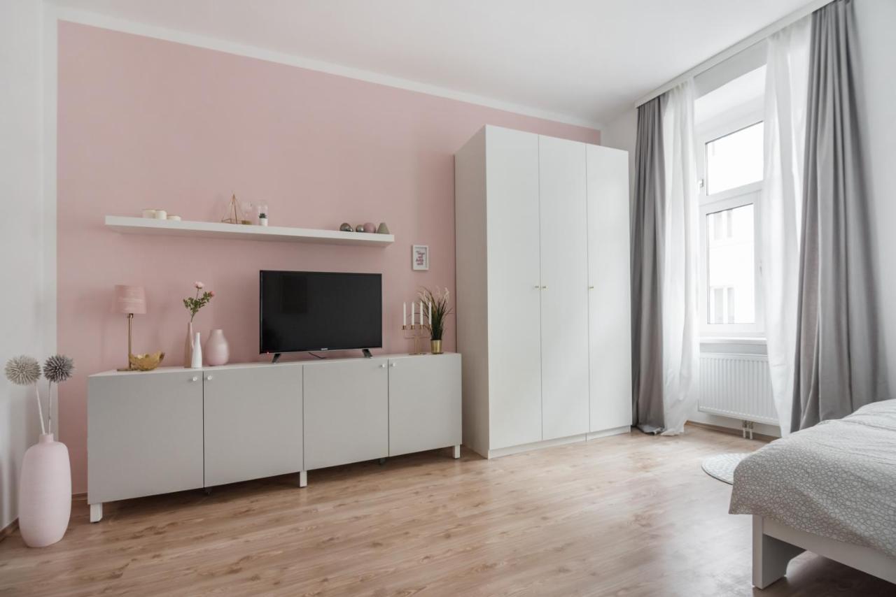 Nice Apartment In Lovely Area Wien Exteriör bild