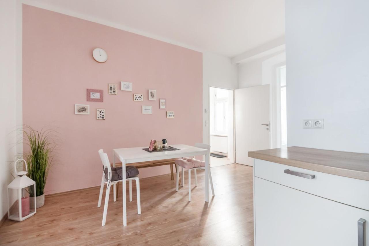 Nice Apartment In Lovely Area Wien Exteriör bild
