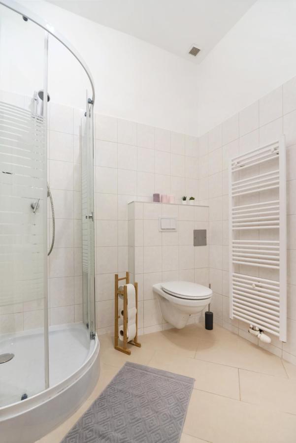 Nice Apartment In Lovely Area Wien Exteriör bild